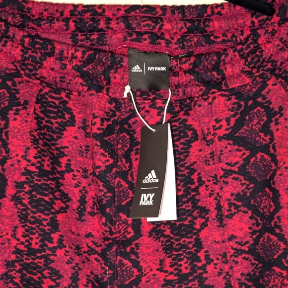 adidas x Ivy Park Snakeskin Allover Print Sweat Pants (All Gender) - Picture 3 of 6